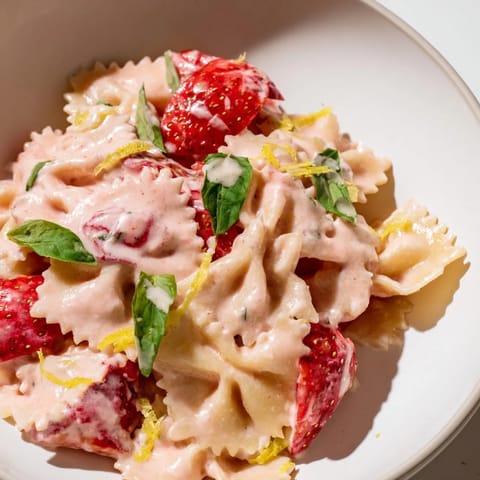 Erdbeer Sauerrahm Pasta